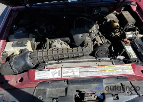 1996 Ford Explorer z USA, uszkodzony, nr VIN 1FMDU32X0TZB52597